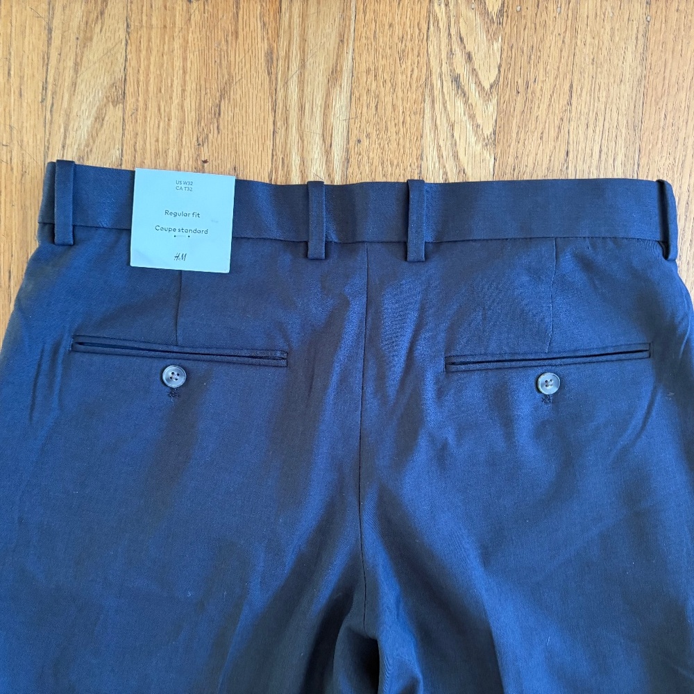 H&M dark navy dress pants - NEW - 32 regular